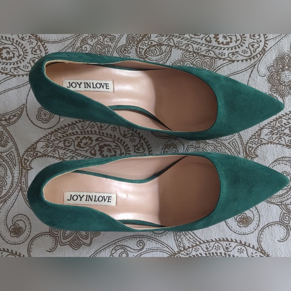 Joy In Love Green Pumps. - Picture 7 of 12